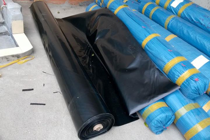 Bạt HDPE là gì và ứng dụng trong ngành thủy sản