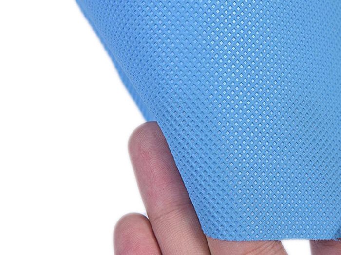 So sánh vải không dệt y tế với vải sợi truyền thống chi tiết nhất