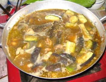 Muốn ăn bông súng mắm kho - Sức khỏe & Môi trường