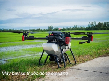 Máy bay xịt thuốc động cơ xăng bền không và mô hình nào phù hợp? - Sức khỏe & Môi trường